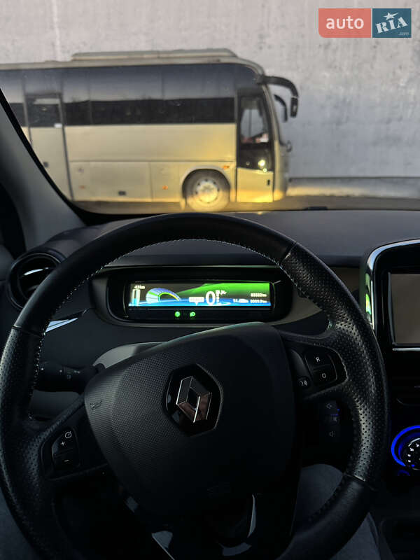 Хэтчбек Renault Zoe 2016 в Львове