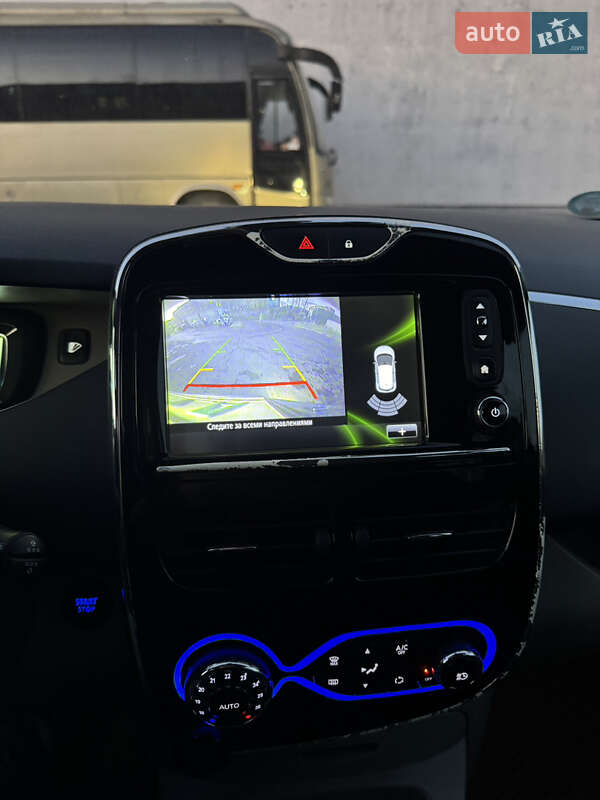 Хэтчбек Renault Zoe 2016 в Львове