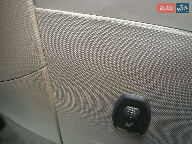 Хэтчбек Renault Zoe 2016 в Тернополе