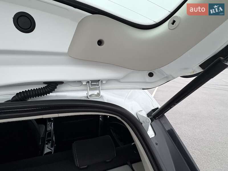 Хэтчбек Renault Zoe 2018 в Виннице фото 56 Хэтчбек Renault Zoe 2018 в Виннице