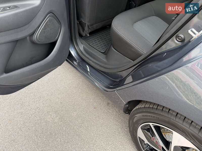 Хэтчбек Renault Zoe 2019 в Виннице фото 65 Хэтчбек Renault Zoe 2019 в Виннице