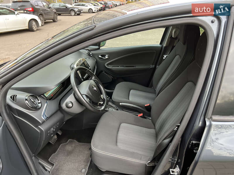 Хетчбек Renault Zoe 2017 в Києві фото 46 Хетчбек Renault Zoe 2017 в Києві