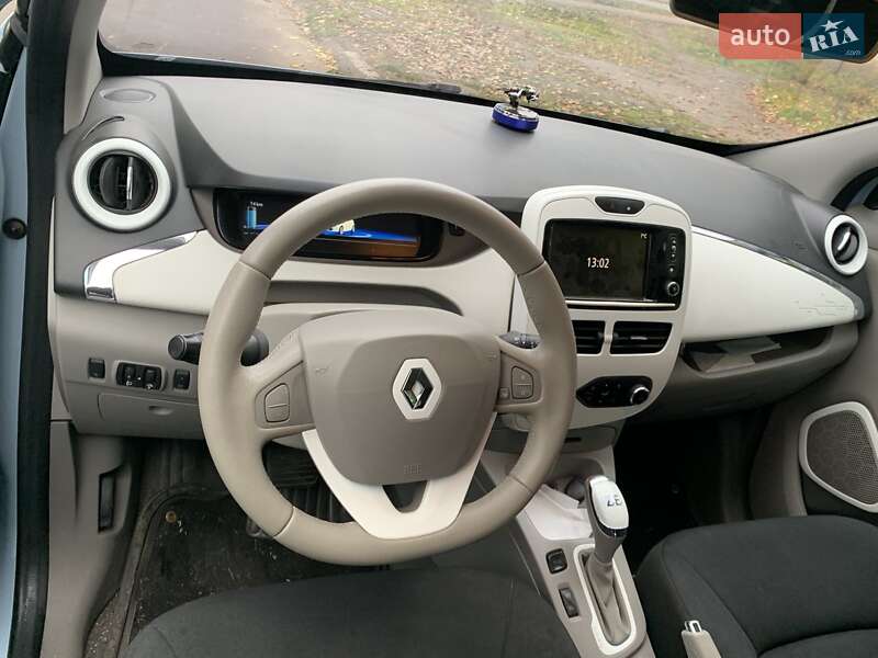 Хетчбек Renault Zoe 2014 в Кропивницькому фото 3 Хетчбек Renault Zoe 2014 в Кропивницькому