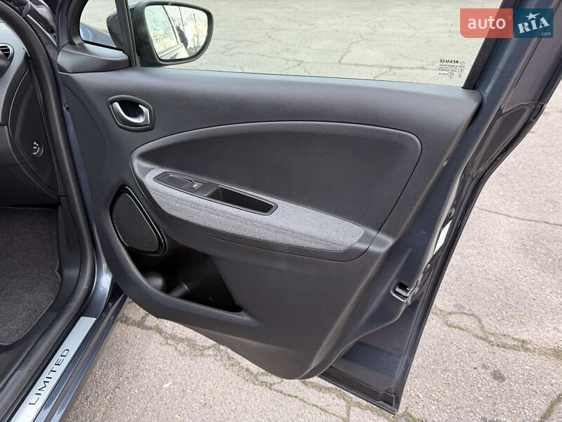 Хетчбек Renault Zoe 2022 в Дніпрі