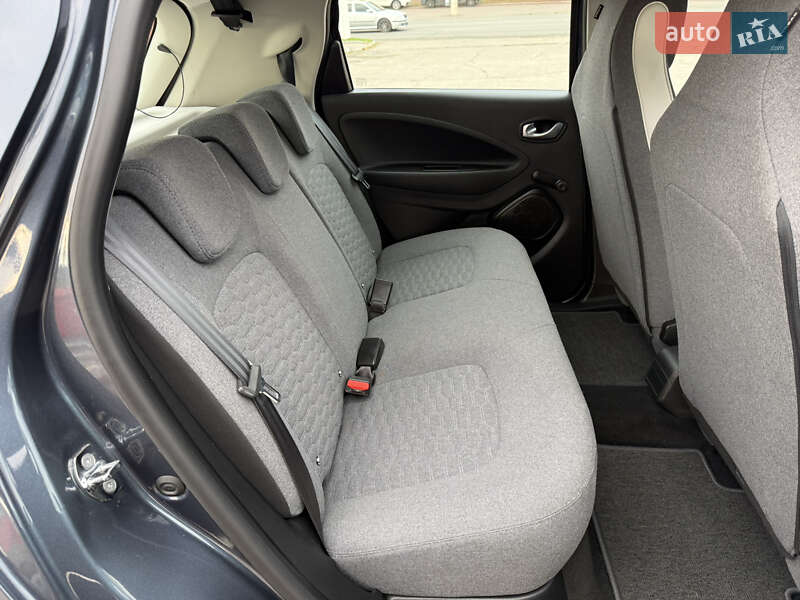 Хетчбек Renault Zoe 2022 в Дніпрі