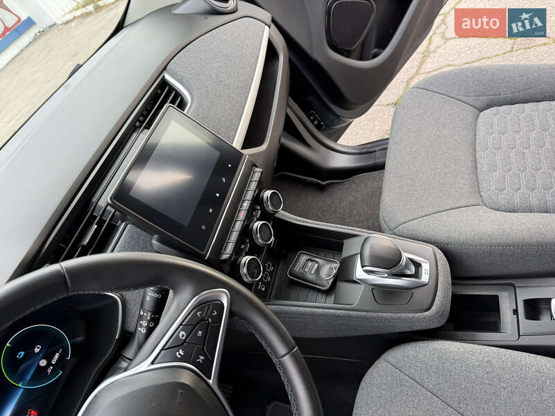 Хетчбек Renault Zoe 2022 в Дніпрі