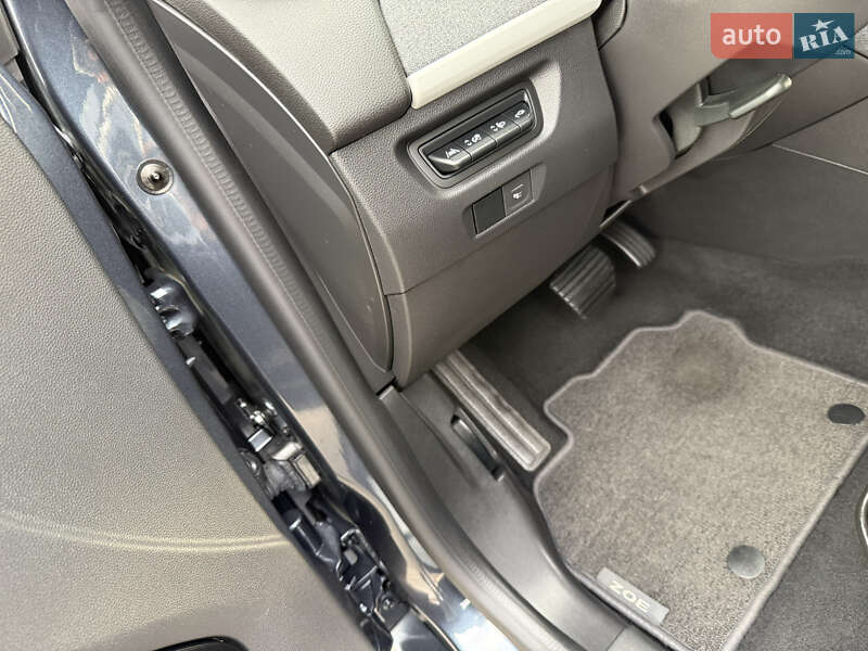 Хетчбек Renault Zoe 2022 в Дніпрі