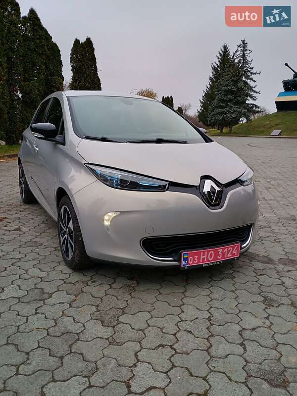 Хэтчбек Renault Zoe 2018 в Дубно