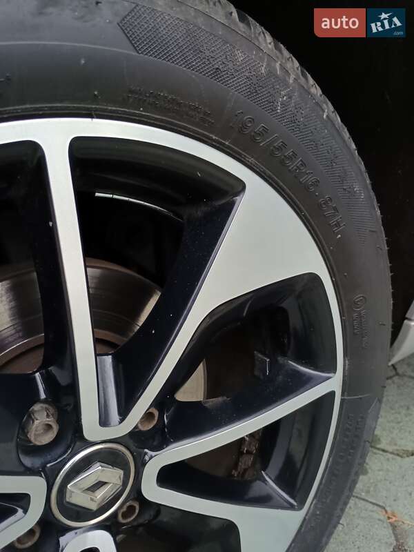 Хэтчбек Renault Zoe 2018 в Дубно