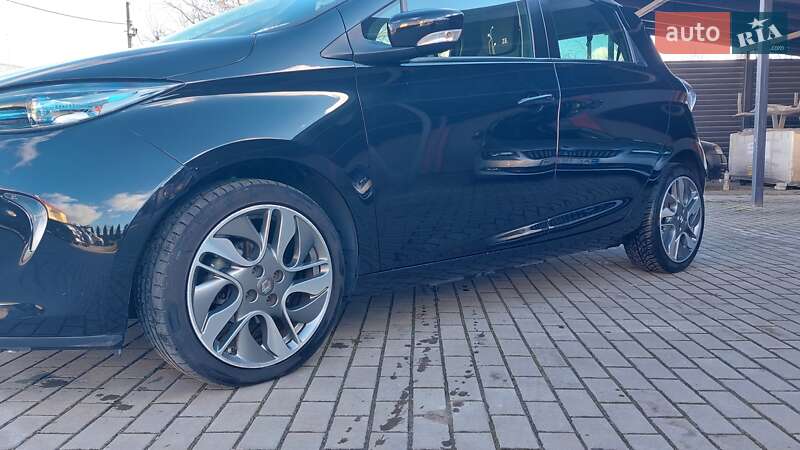 Хетчбек Renault Zoe 2016 в Луцьку