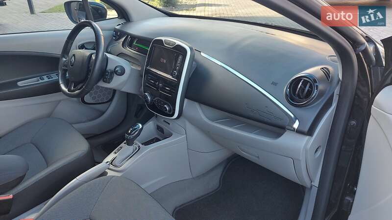 Хетчбек Renault Zoe 2016 в Луцьку
