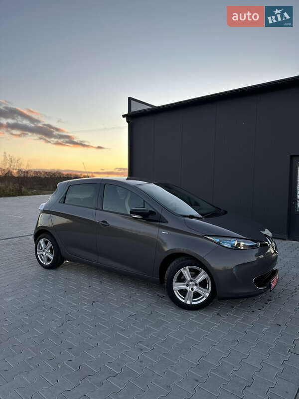 Хэтчбек Renault Zoe 2017 в Львове