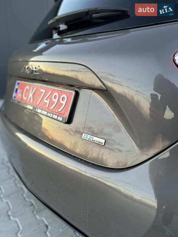 Хэтчбек Renault Zoe 2017 в Львове