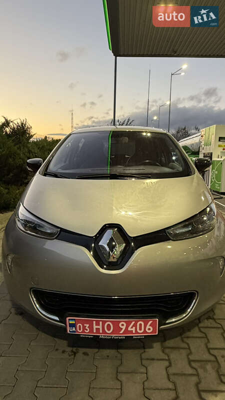 Хэтчбек Renault Zoe 2015 в Киеве фото 9 Хэтчбек Renault Zoe 2015 в Киеве