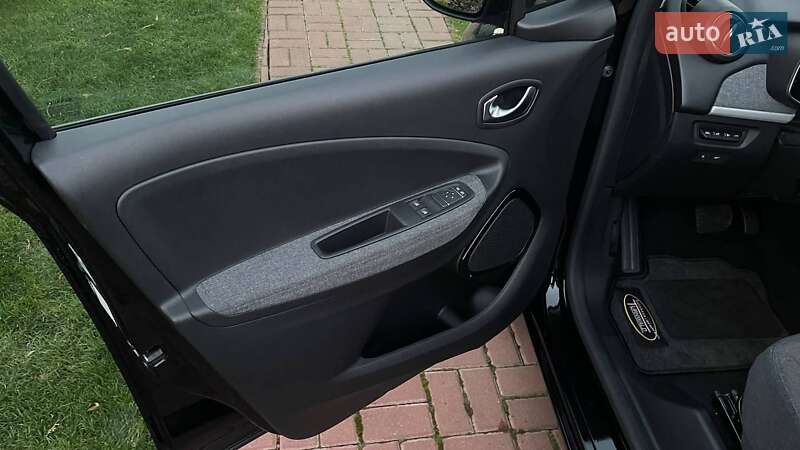 Хэтчбек Renault Zoe 2020 в Киеве фото 17 Хэтчбек Renault Zoe 2020 в Киеве