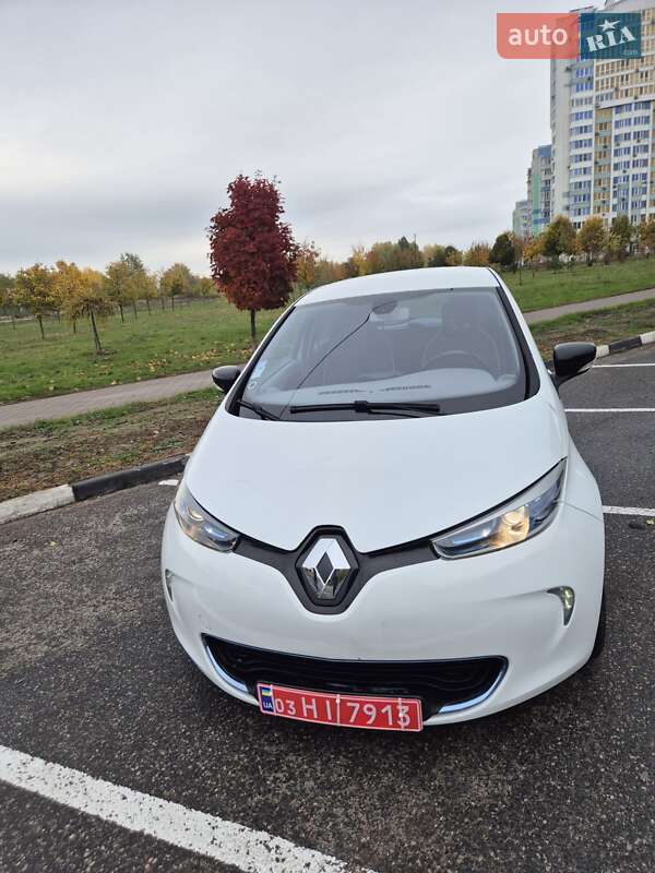 Хэтчбек Renault Zoe 2013 в Черкассах фото 3 Хэтчбек Renault Zoe 2013 в Черкассах