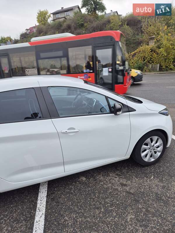 Хэтчбек Renault Zoe 2013 в Черкассах фото 15 Хэтчбек Renault Zoe 2013 в Черкассах