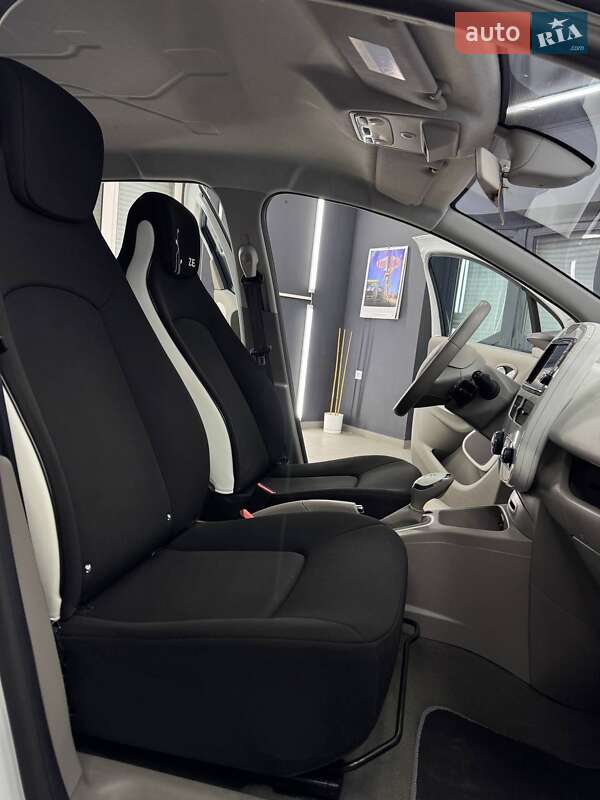 Хэтчбек Renault Zoe 2015 в Коломые фото 21 Хэтчбек Renault Zoe 2015 в Коломые