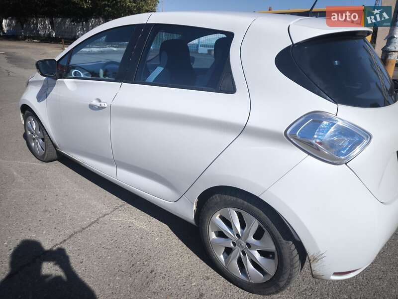 Хэтчбек Renault Zoe 2013 в Долине