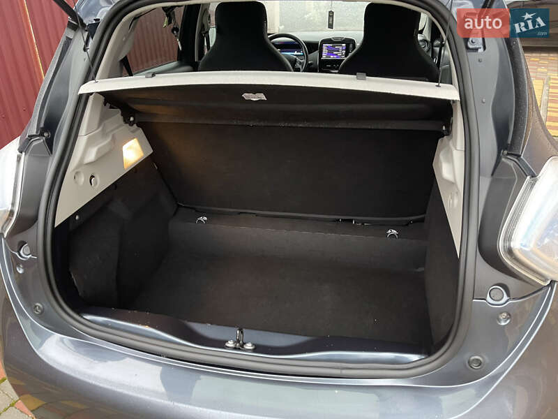 Хэтчбек Renault Zoe 2018 в Дрогобыче