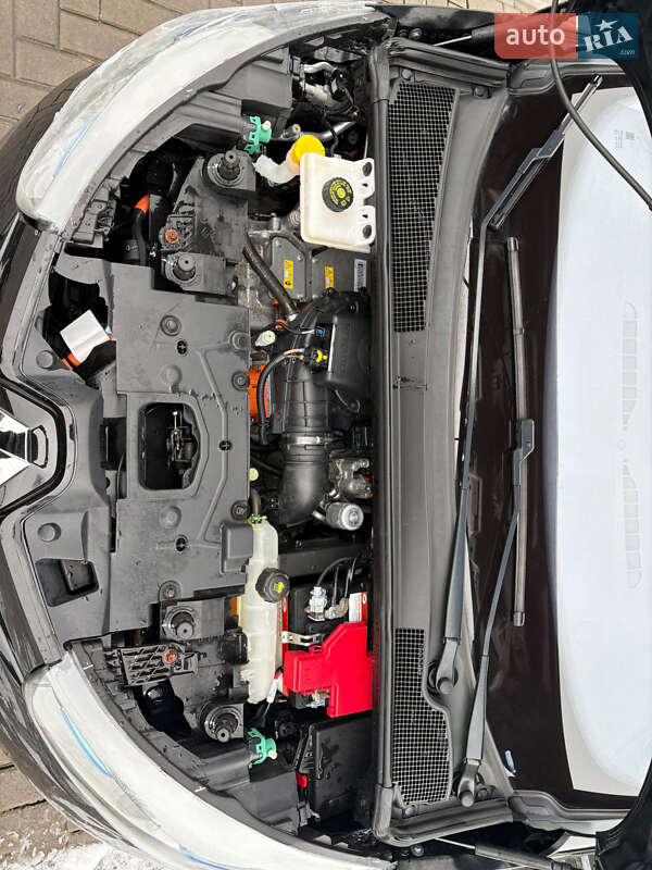 Хэтчбек Renault Zoe 2018 в Ровно