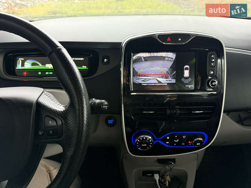 Хэтчбек Renault Zoe 2016 в Ирпене фото 12 Хэтчбек Renault Zoe 2016 в Ирпене