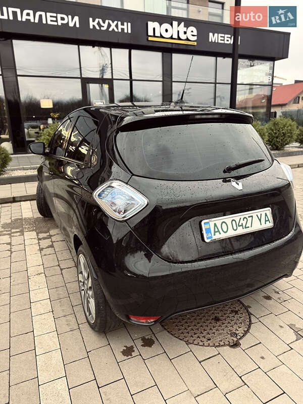 Хетчбек Renault Zoe 2013 в Ужгороді фото 6 Хетчбек Renault Zoe 2013 в Ужгороді