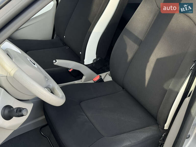 Хэтчбек Renault Zoe 2015 в Дрогобыче