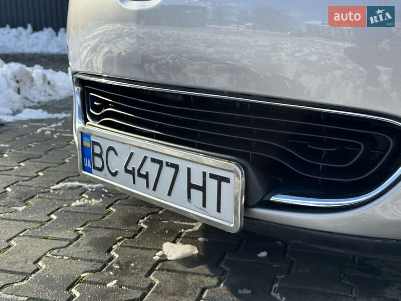 Хэтчбек Renault Zoe 2015 в Дрогобыче