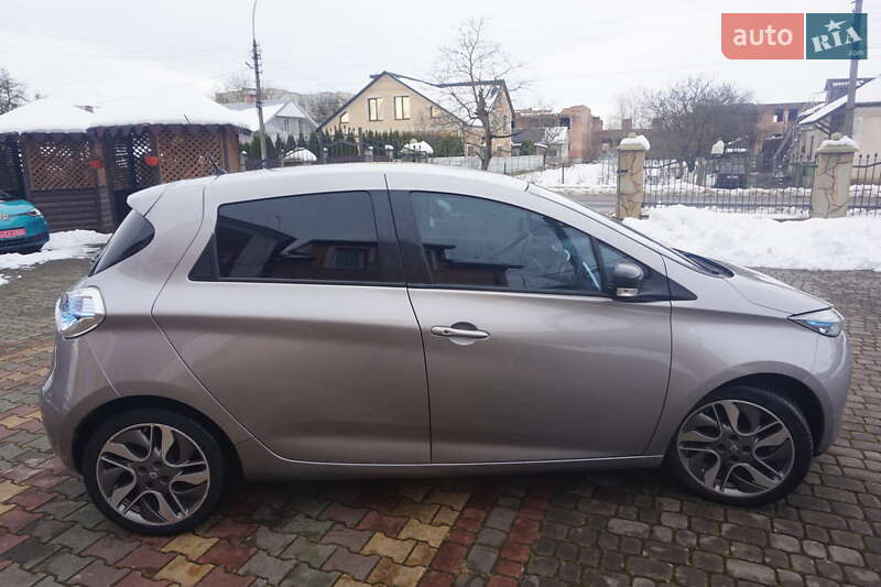 Хэтчбек Renault Zoe 2015 в Самборе