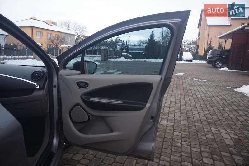 Хэтчбек Renault Zoe 2015 в Самборе