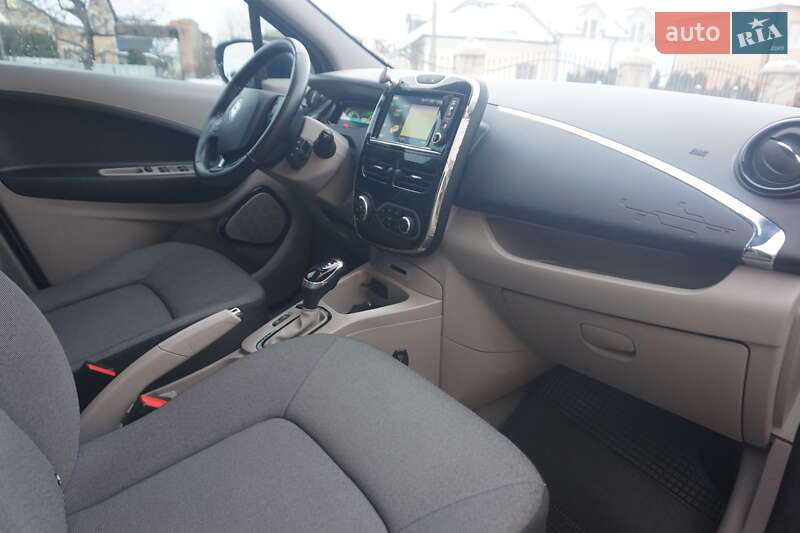 Хэтчбек Renault Zoe 2015 в Самборе