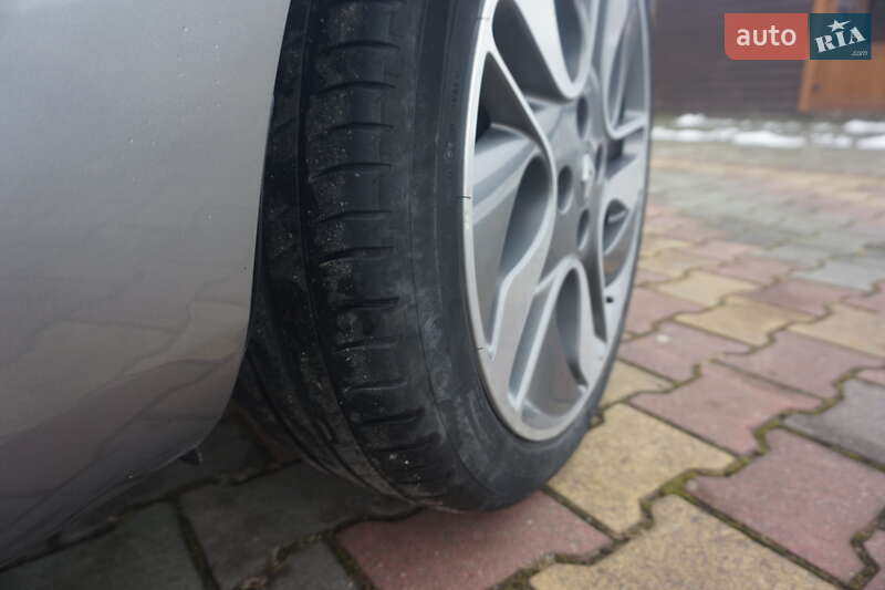 Хэтчбек Renault Zoe 2015 в Самборе