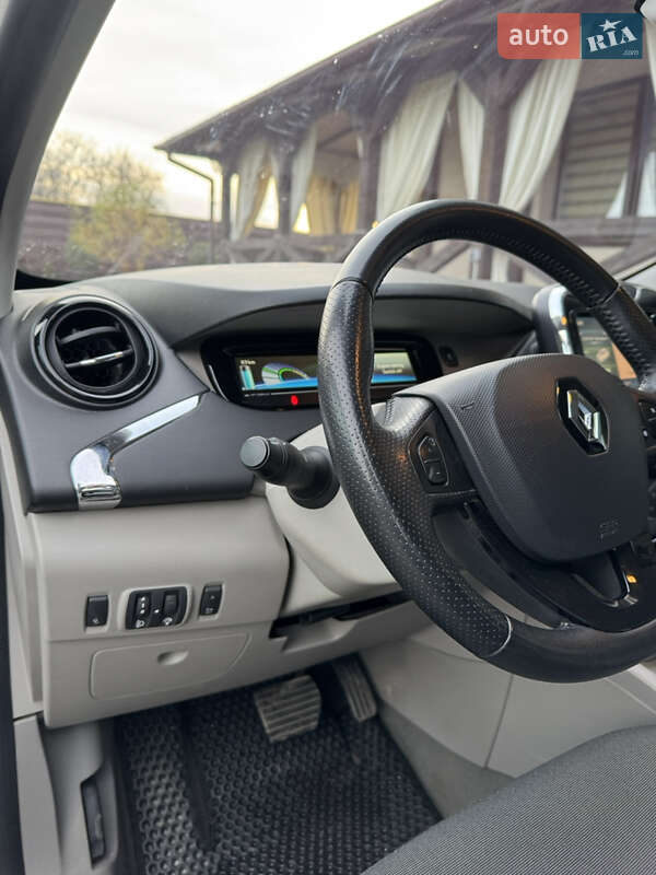 Хэтчбек Renault Zoe 2015 в Виннице