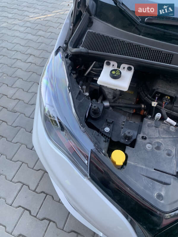 Хэтчбек Renault Zoe 2021 в Бориславе