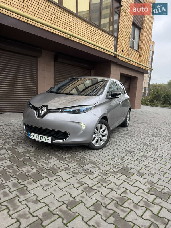 Хетчбек Renault Zoe 2015 в Хмельницькому фото 2 Хетчбек Renault Zoe 2015 в Хмельницькому