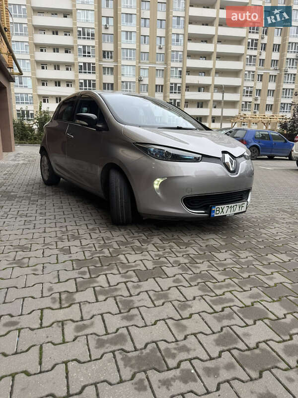 Хетчбек Renault Zoe 2015 в Хмельницькому фото 4 Хетчбек Renault Zoe 2015 в Хмельницькому