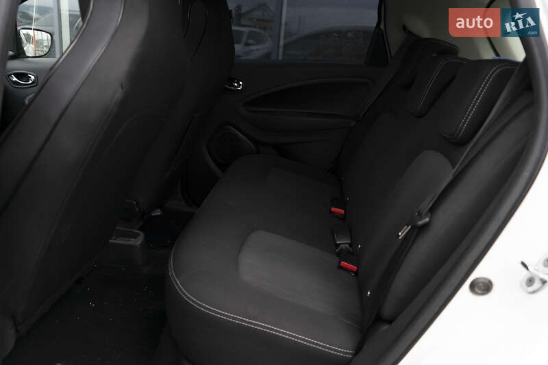 Хетчбек Renault Zoe 2017 в Ужгороді