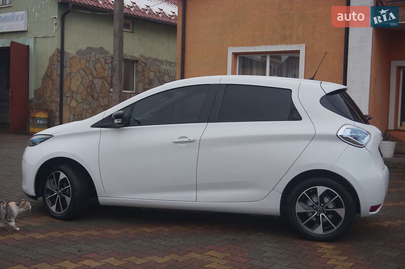 Хэтчбек Renault Zoe 2018 в Самборе