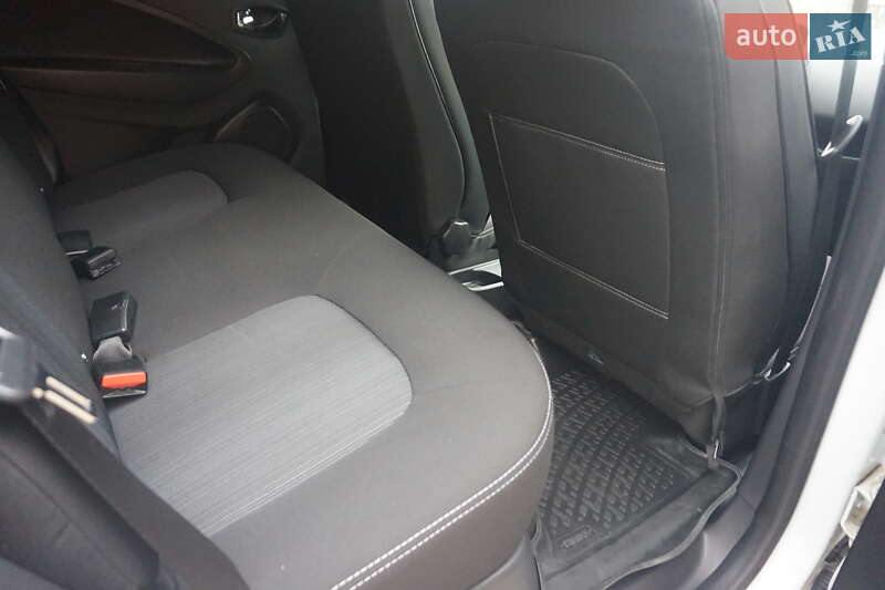 Хэтчбек Renault Zoe 2018 в Самборе