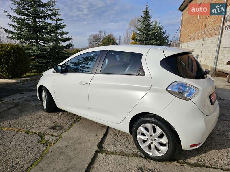 Хетчбек Renault Zoe 2015 в Новому Розділі