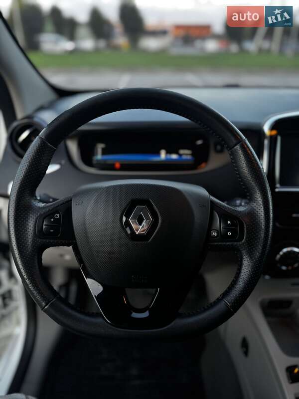 Хетчбек Renault Zoe 2015 в Новому Розділі