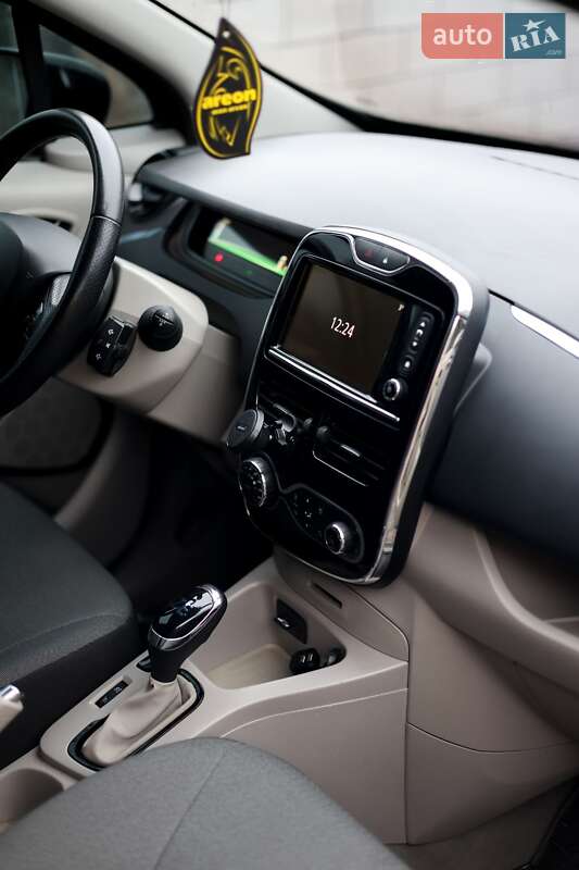 Хэтчбек Renault Zoe 2013 в Ровно