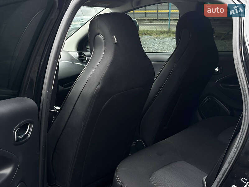 Хэтчбек Renault Zoe 2017 в Львове