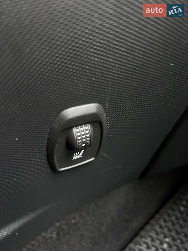 Хэтчбек Renault Zoe 2017 в Львове