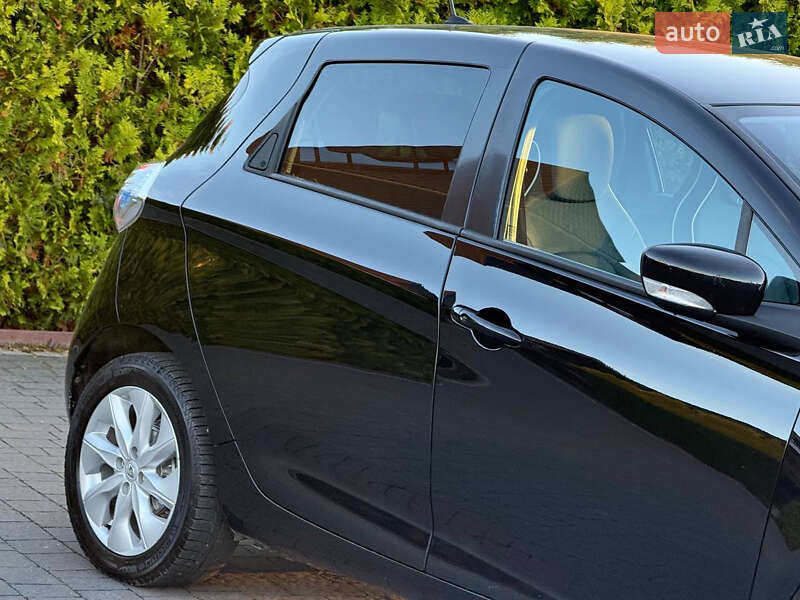 Хетчбек Renault Zoe 2014 в Стрию фото 15 Хетчбек Renault Zoe 2014 в Стрию