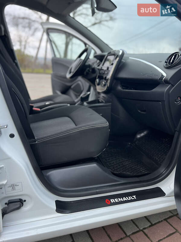 Хетчбек Renault Zoe 2017 в Золочеві