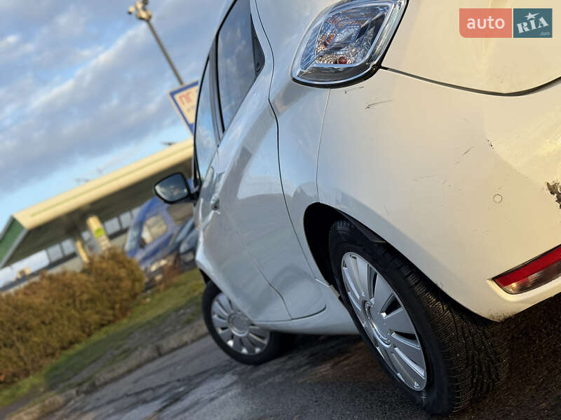 Хэтчбек Renault Zoe 2014 в Стрые фото 21 Хэтчбек Renault Zoe 2014 в Стрые