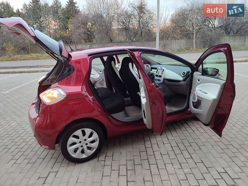 Хетчбек Renault Zoe 2017 в Львові фото 34 Хетчбек Renault Zoe 2017 в Львові