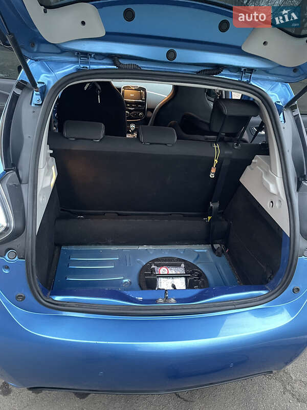 Хэтчбек Renault Zoe 2017 в Новоукраинке фото 33 Хэтчбек Renault Zoe 2017 в Новоукраинке